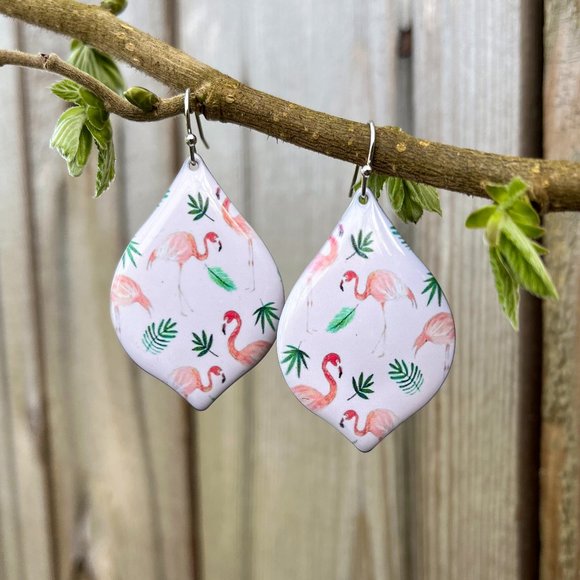 Pink Flamingo Earrings - Picture 3 of 4